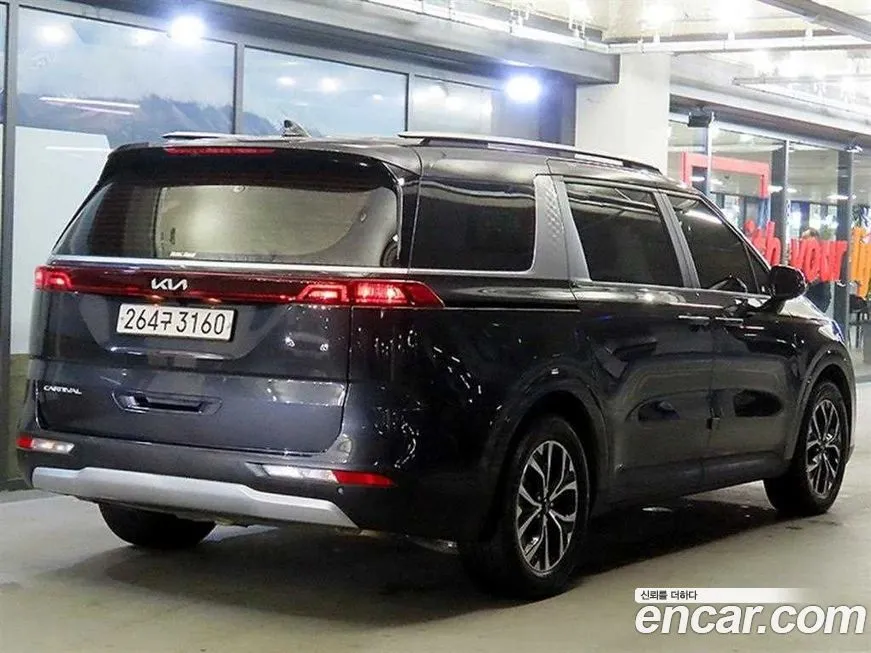 Kia Carnival — фото 4