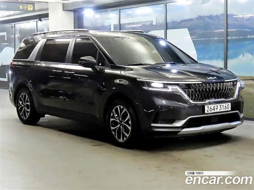 Kia Carnival — фото 10