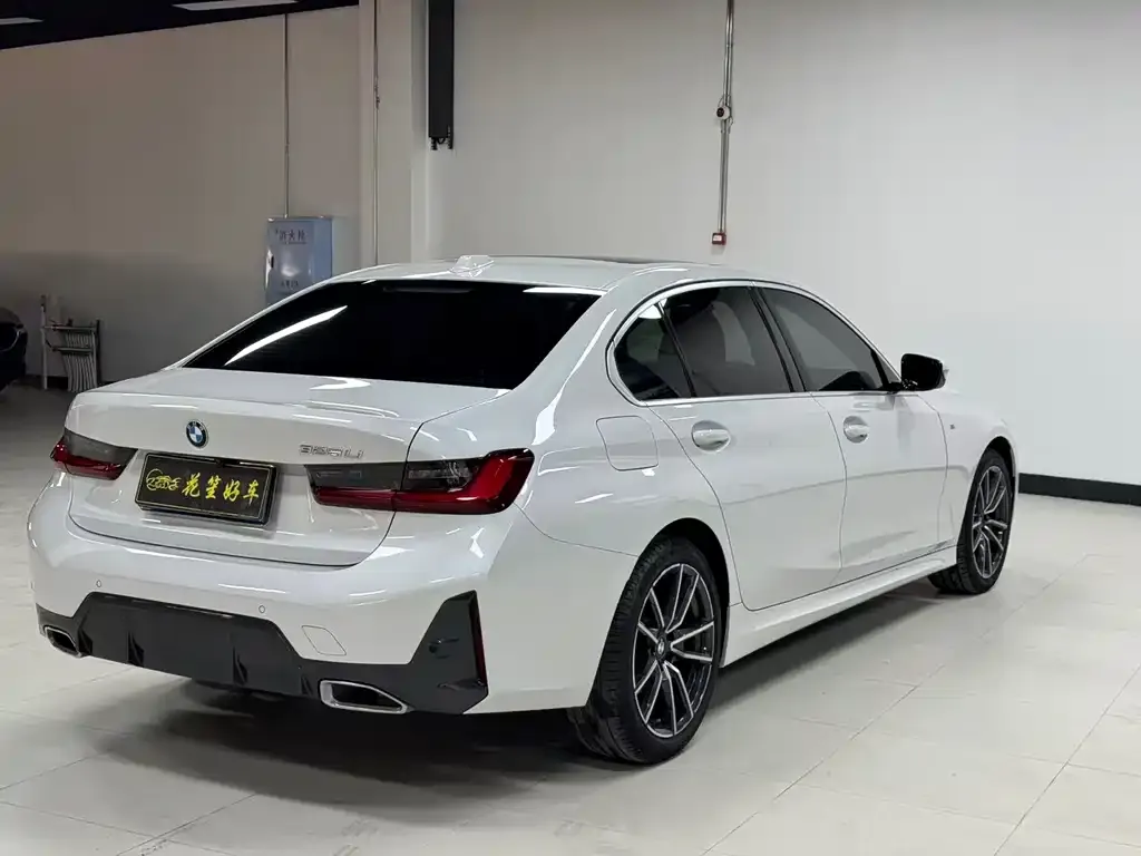 BMW 3 Series 2023 из CN, фото 6