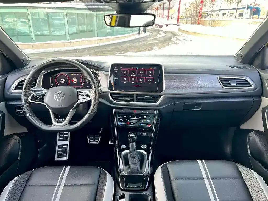Volkswagen T-Roc 2023 из CN, фото 5
