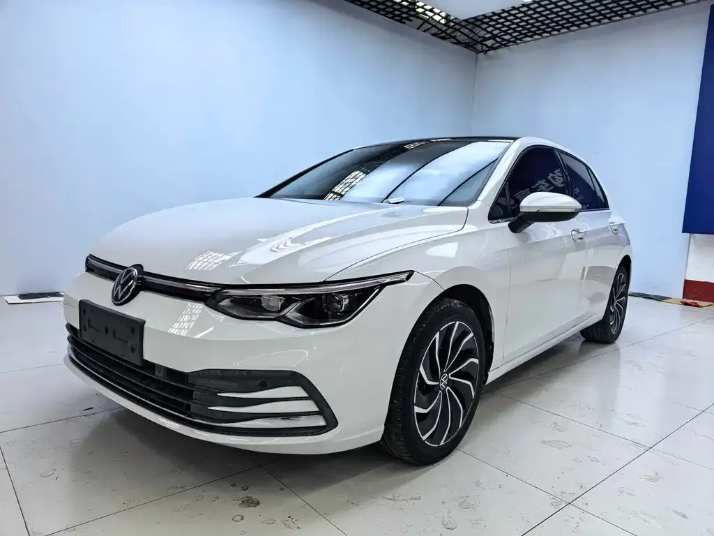 Volkswagen Golf 2021 из CN, фото 1