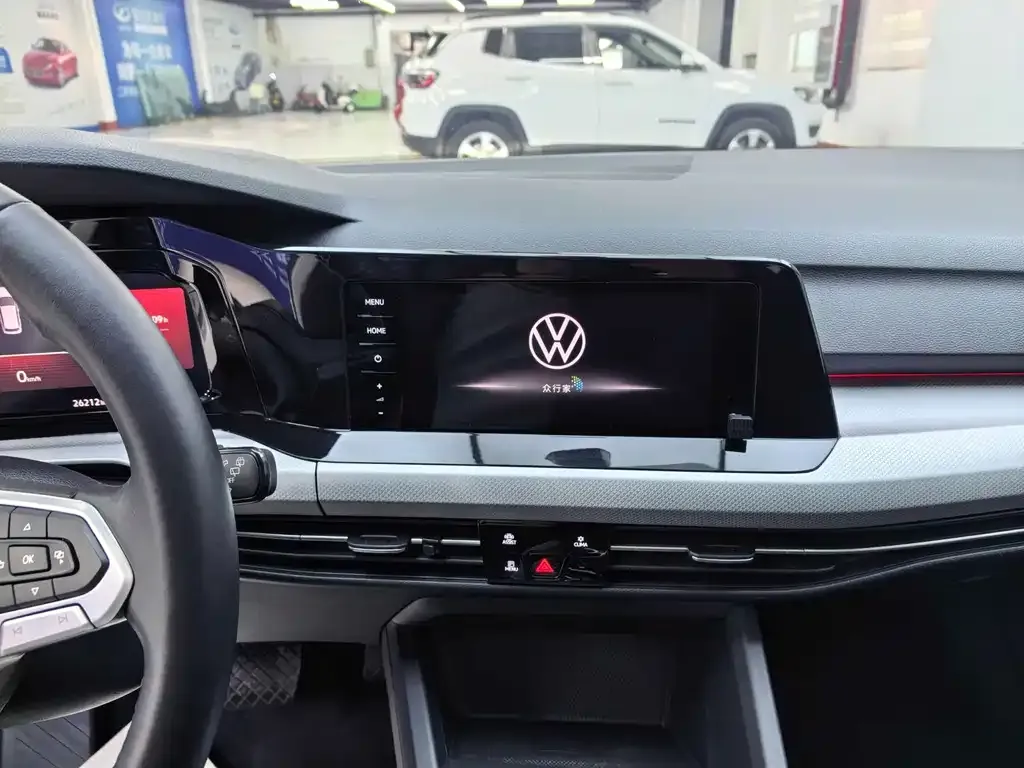 Volkswagen Golf 2021 из CN, фото 2