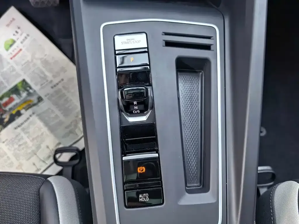 Volkswagen Golf 2021 из CN, фото 4