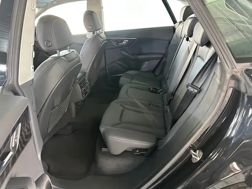 Audi Q8 2025 из CN, фото 6