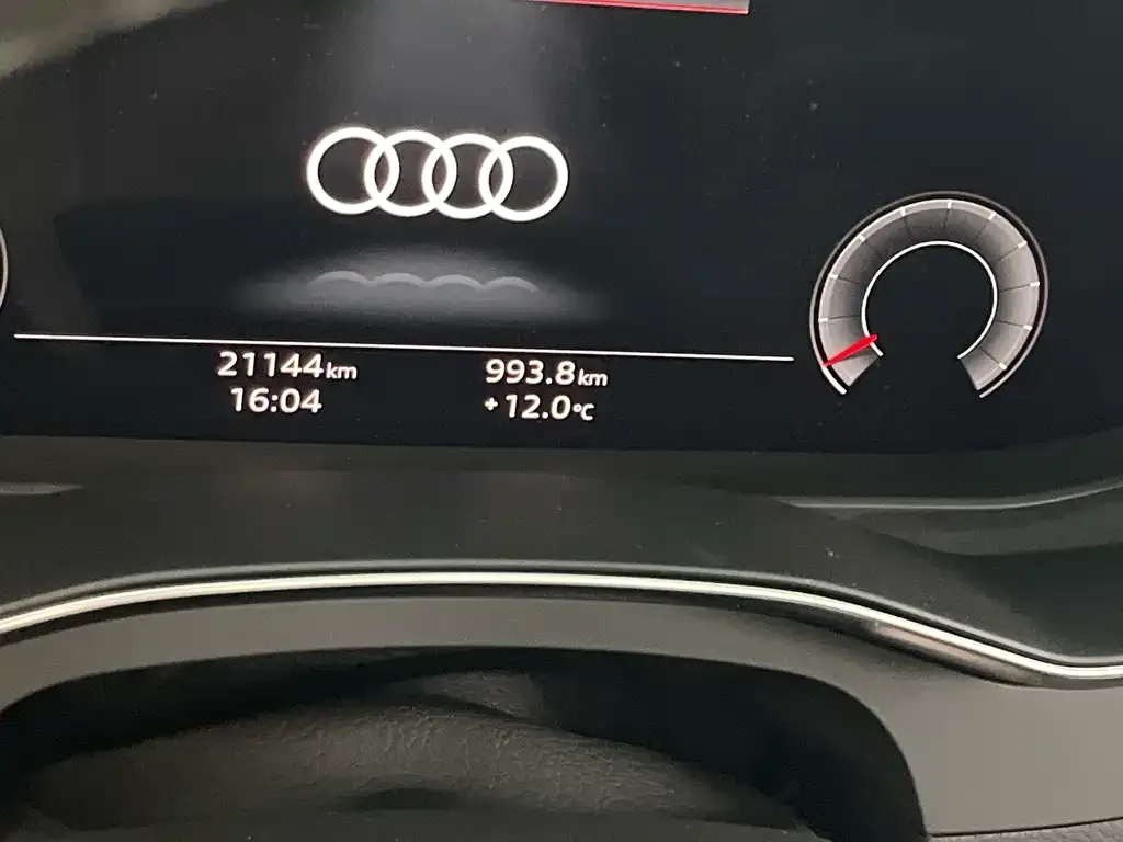 Audi A6L 2024 из CN, фото 9