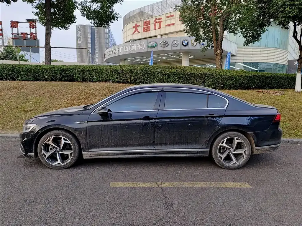 Volkswagen Magotan 2023 из CN, фото 7