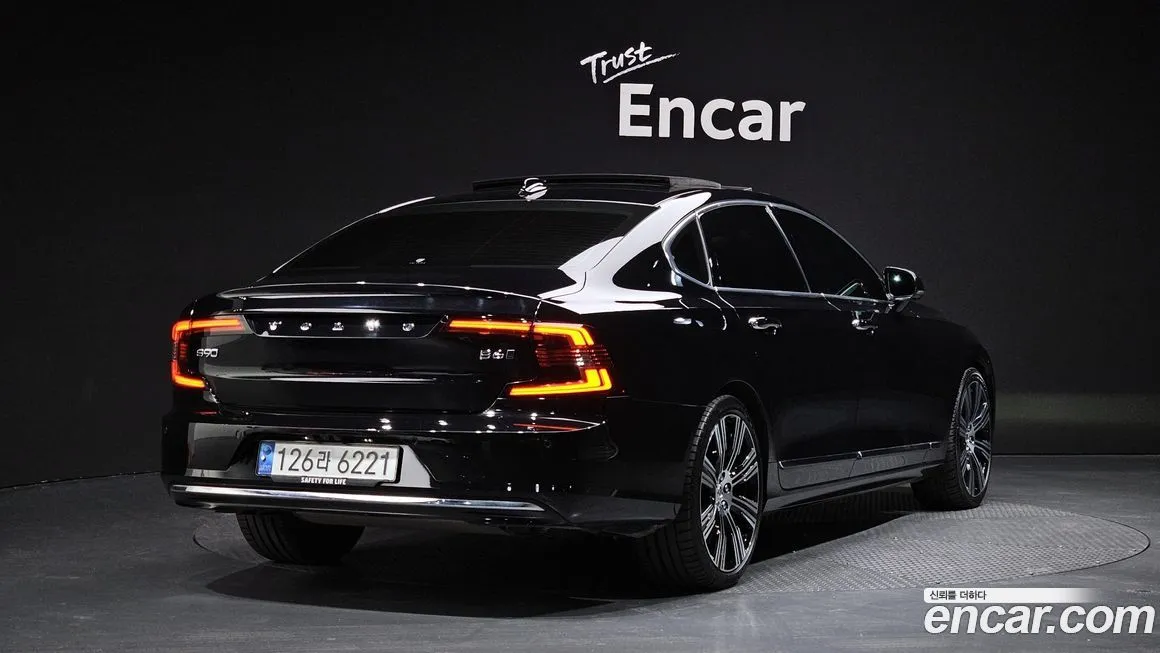 Volvo S90 2023 из KR, фото 5