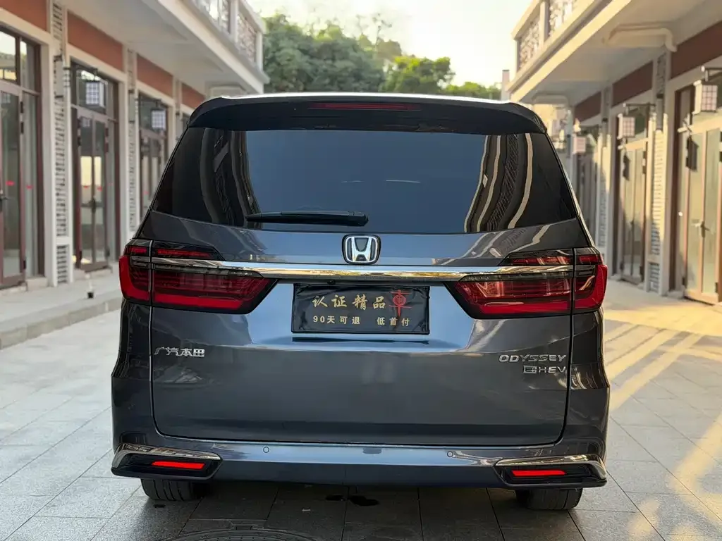 Honda Odyssey — фото 3