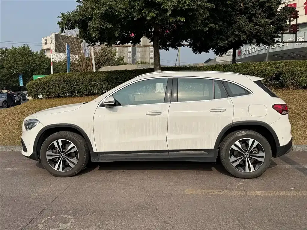 Mercedes-Benz GLA 2023 из CN, фото 9