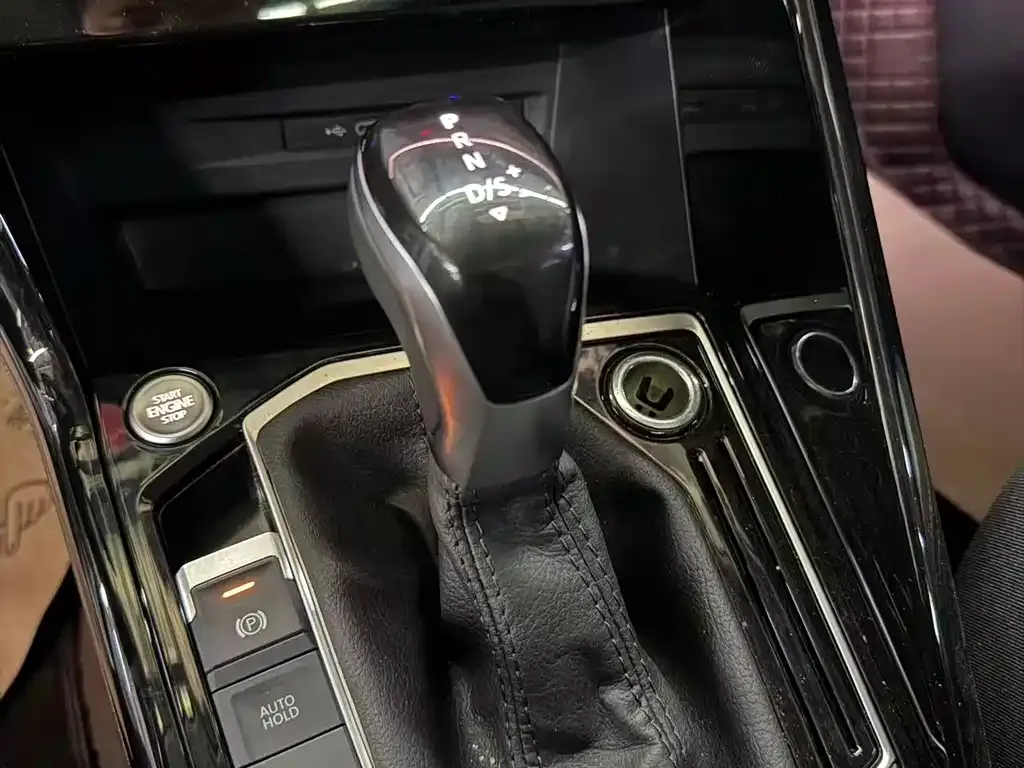 Volkswagen Tayron 2023 из CN, фото 8
