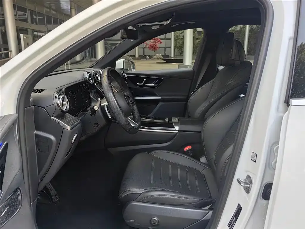 Mercedes-Benz GLC 2024 из CN, фото 3