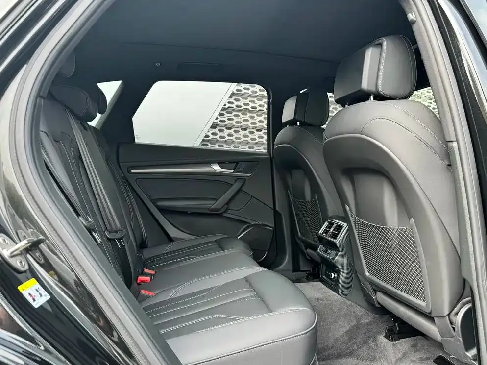 Audi Q5L 2023 из CN, фото 4