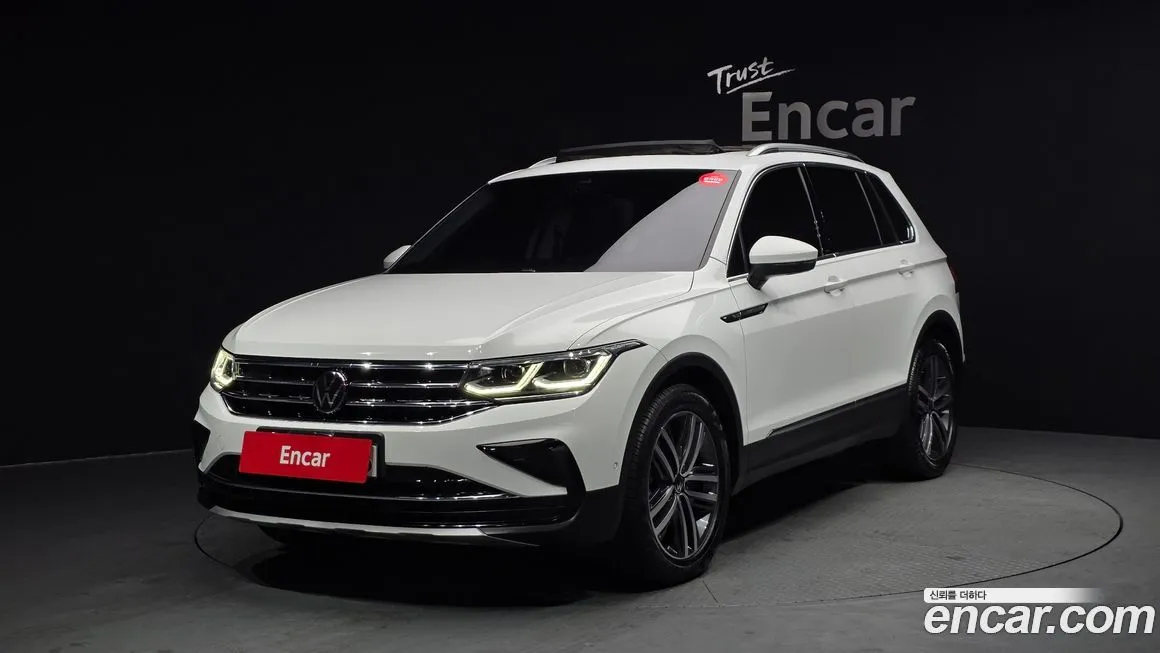 Volkswagen Tiguan — фото 1