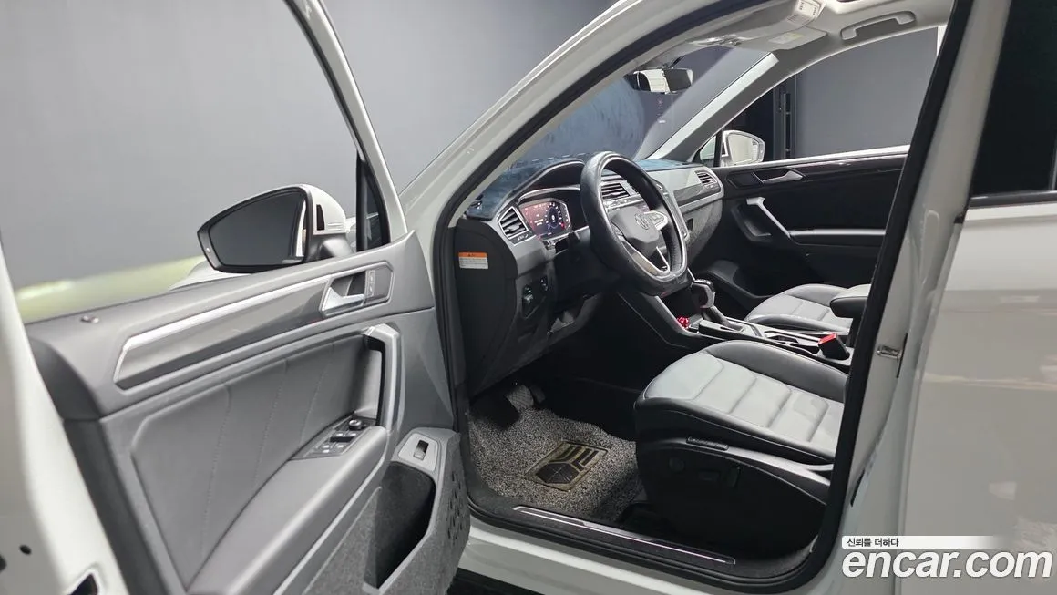 Volkswagen Tiguan — фото 2