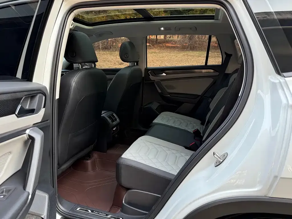 Volkswagen Tayron 2023 из CN, фото 2