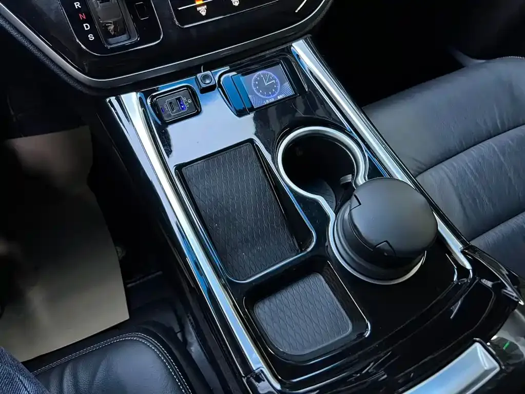 Honda Elysion 2021 из CN, фото 9