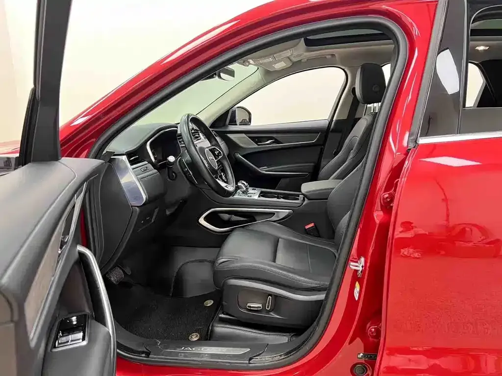 Jaguar F-PACE 2021 из CN, фото 8