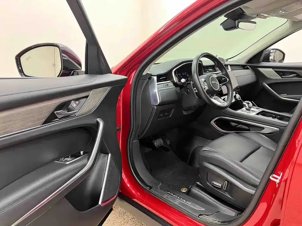 Jaguar F-PACE 2021 из CN, фото 3