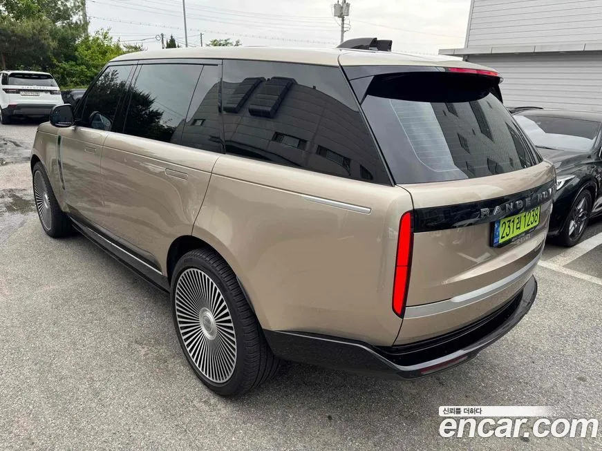Land Rover Range Rover 2023 из KR, фото 7