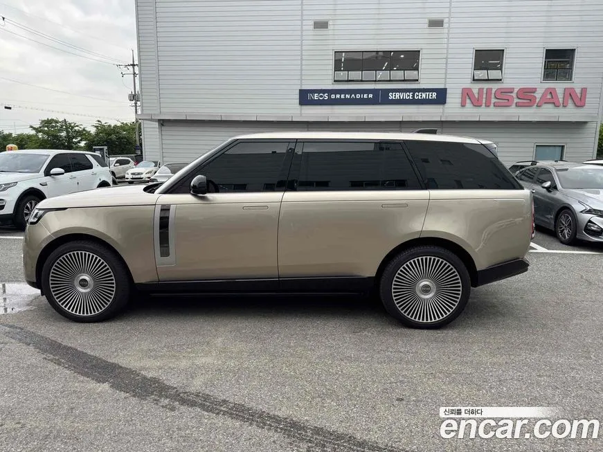 Land Rover Range Rover 2023 из KR, фото 4