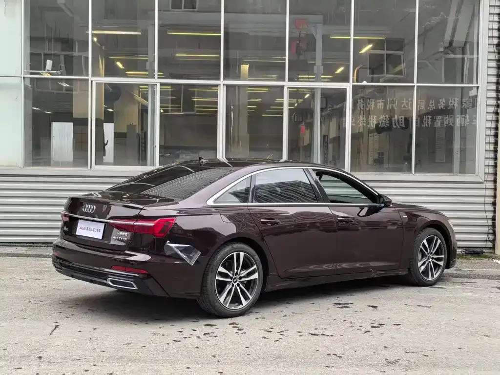 Audi A6L 2022 из CN, фото 5