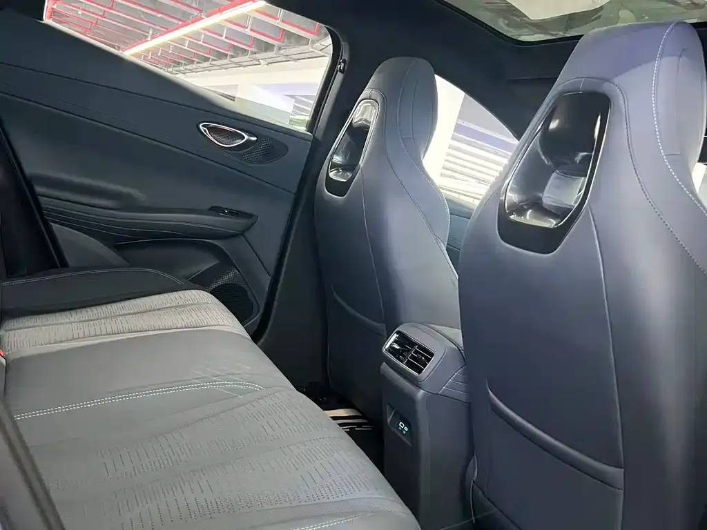 BYD Seal 06GT 2025 из CN, фото 8