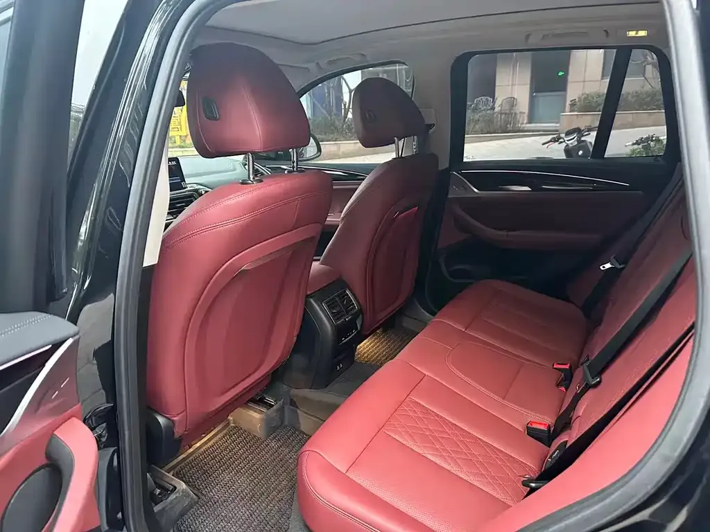BMW iX3 2023 из CN, фото 3