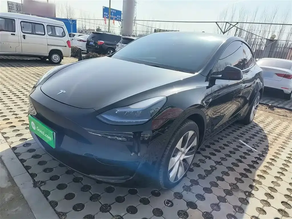 Tesla Model Y 2023 из CN, фото 1