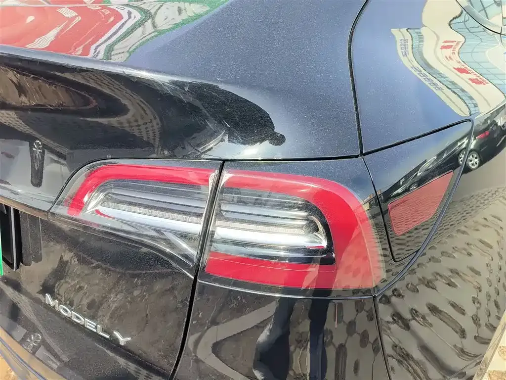 Tesla Model Y 2023 из CN, фото 6