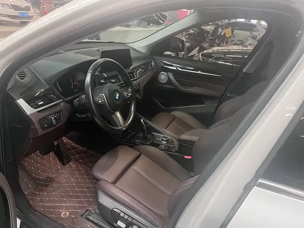 BMW X1 2021 из CN, фото 9