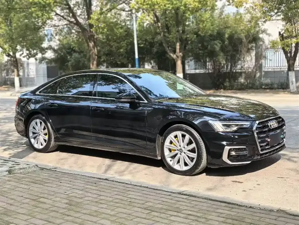 Audi A6L — фото 4