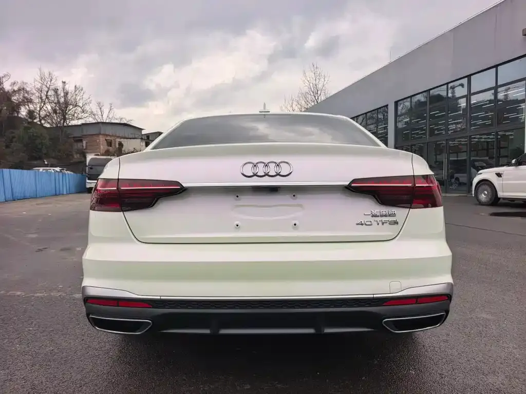Audi A4L 2024 из CN, фото 9