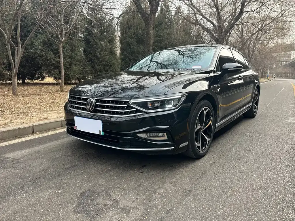 Volkswagen Magotan 2023 из CN, фото 1
