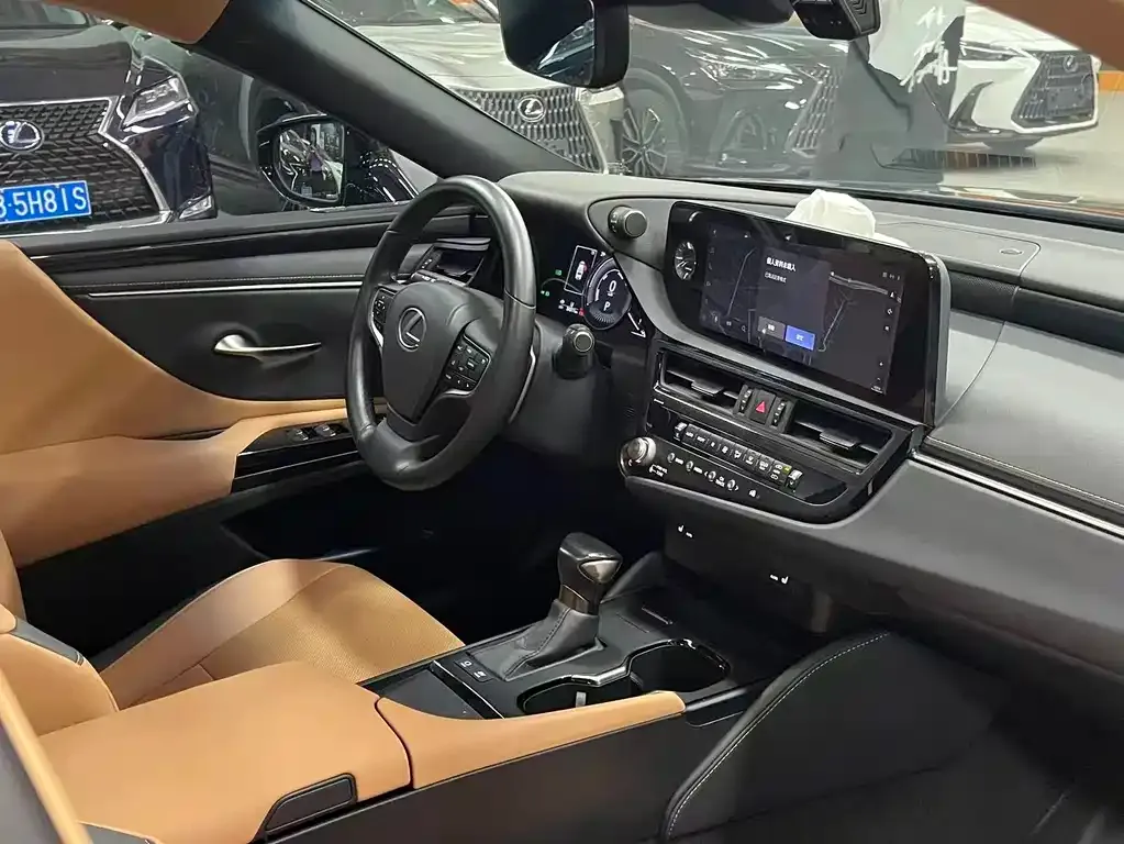 Lexus ES 2022 из CN, фото 5