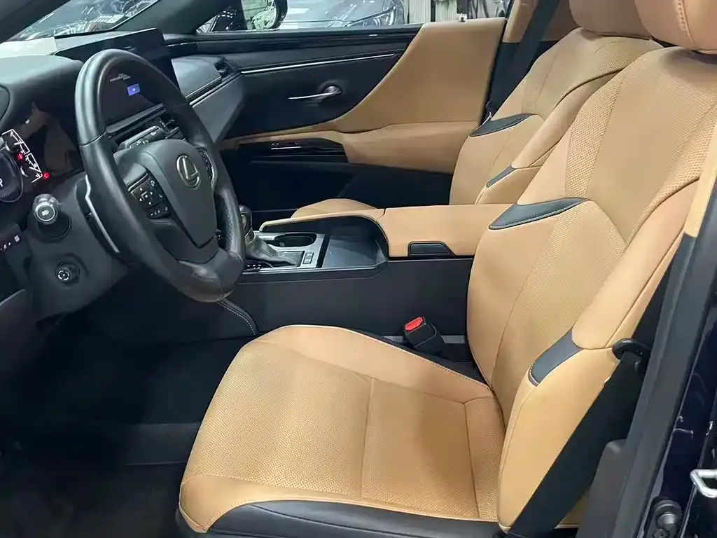 Lexus ES 2022 из CN, фото 8