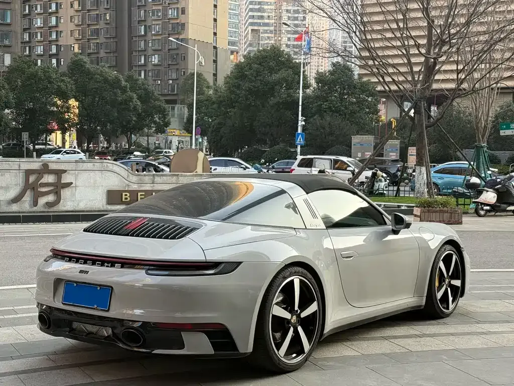 Porsche 911 2022 из CN, фото 8