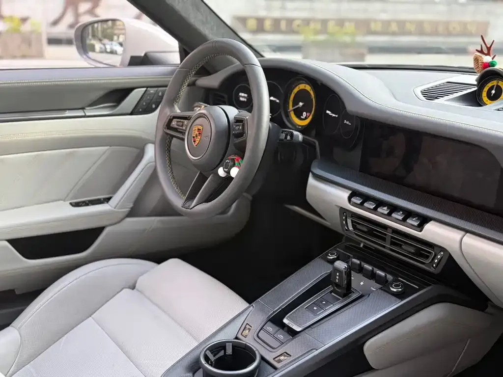 Porsche 911 2022 из CN, фото 2