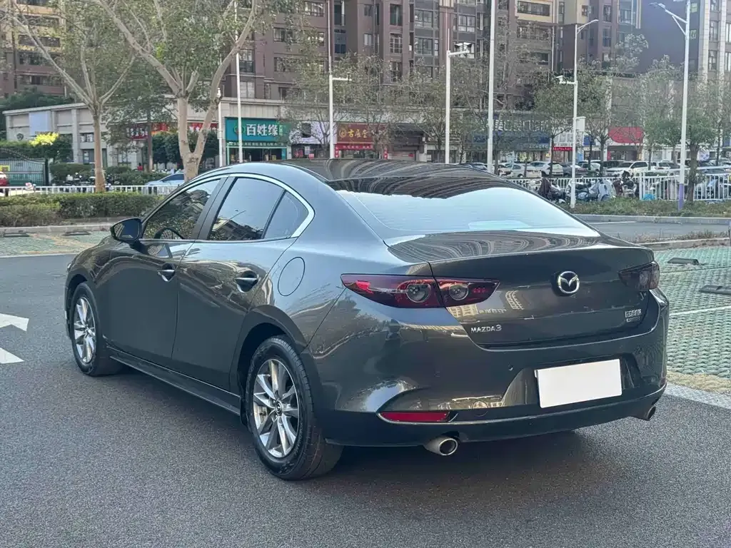 Mazda 3 Axela 2022 из CN, фото 2