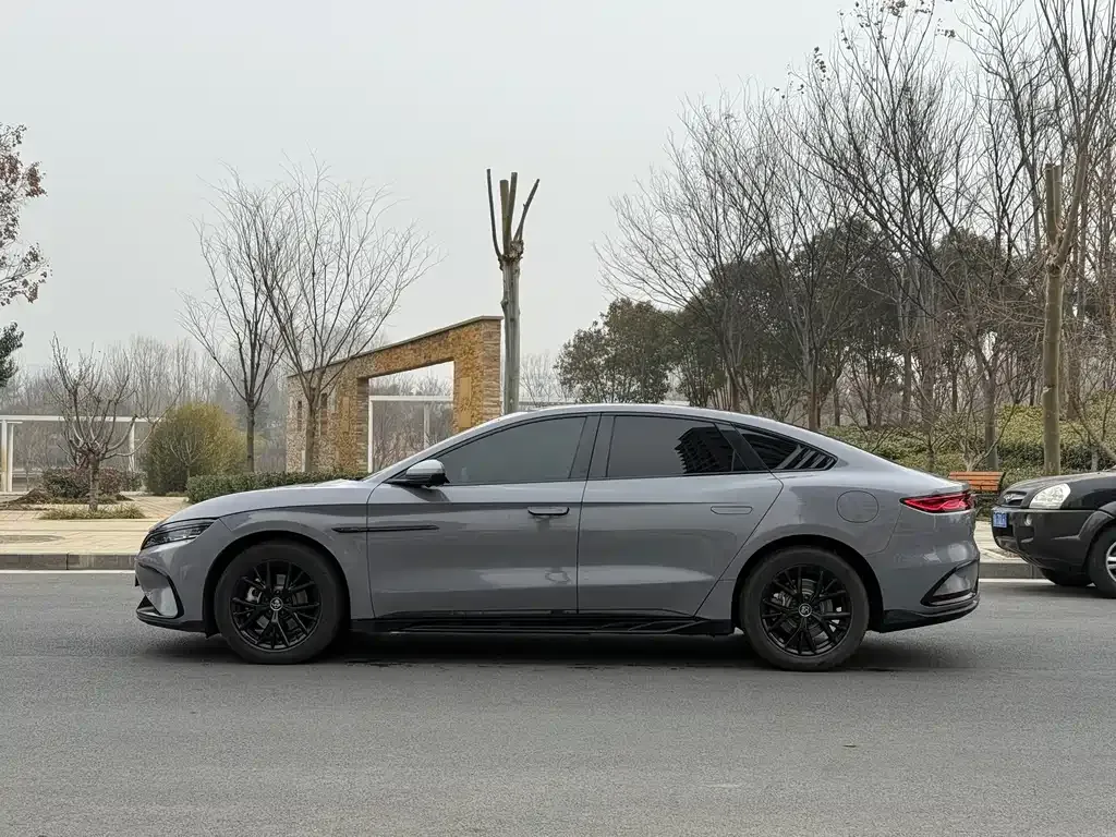 BYD Han 2025 из CN, фото 3