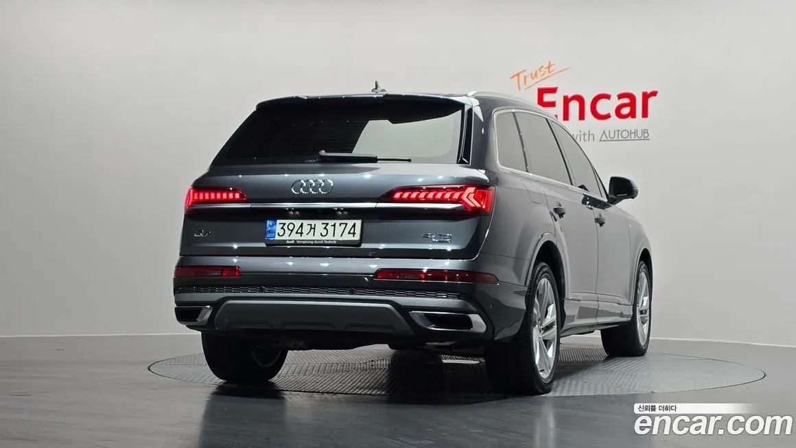 Audi Q7 — фото 2
