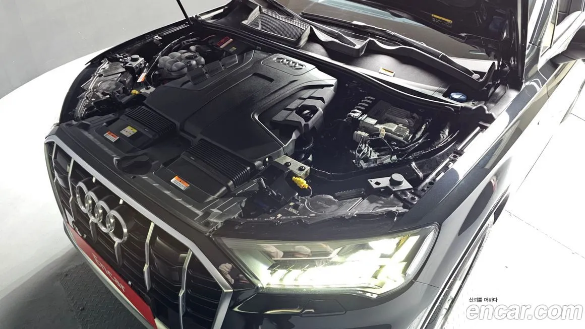 Audi Q7 2022 из KR, фото 4