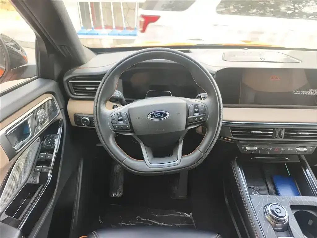 Ford Explorer 2024 из CN, фото 5