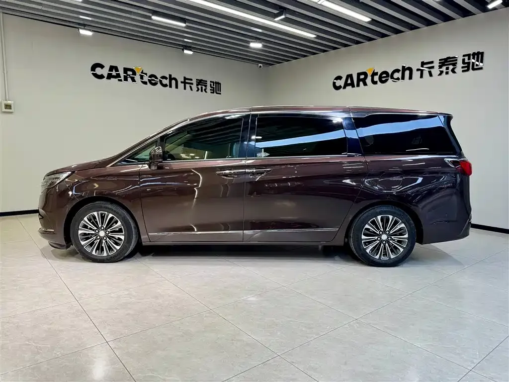 Buick GL8 2021 из CN, фото 5