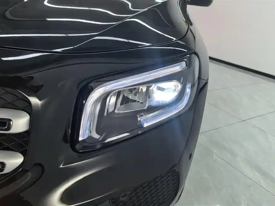 Mercedes-Benz GLB 2023 из CN, фото 5