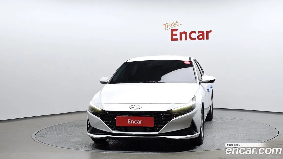 Hyundai AVANTE 2022 из KR, фото 2