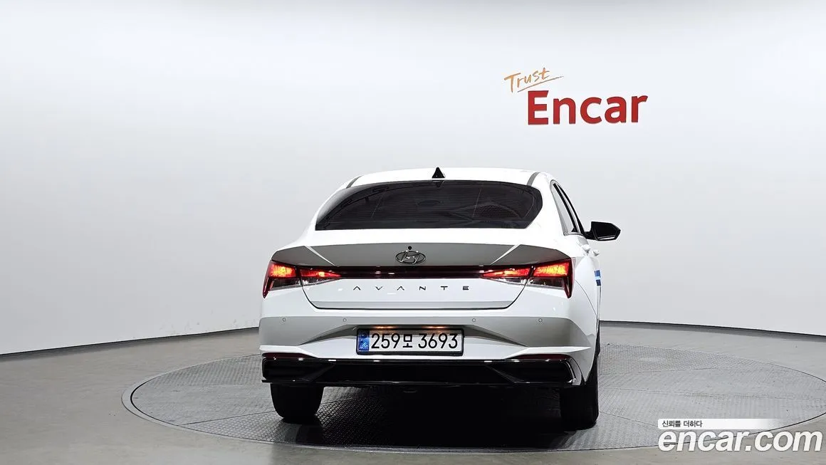 Hyundai AVANTE 2022 из KR, фото 3