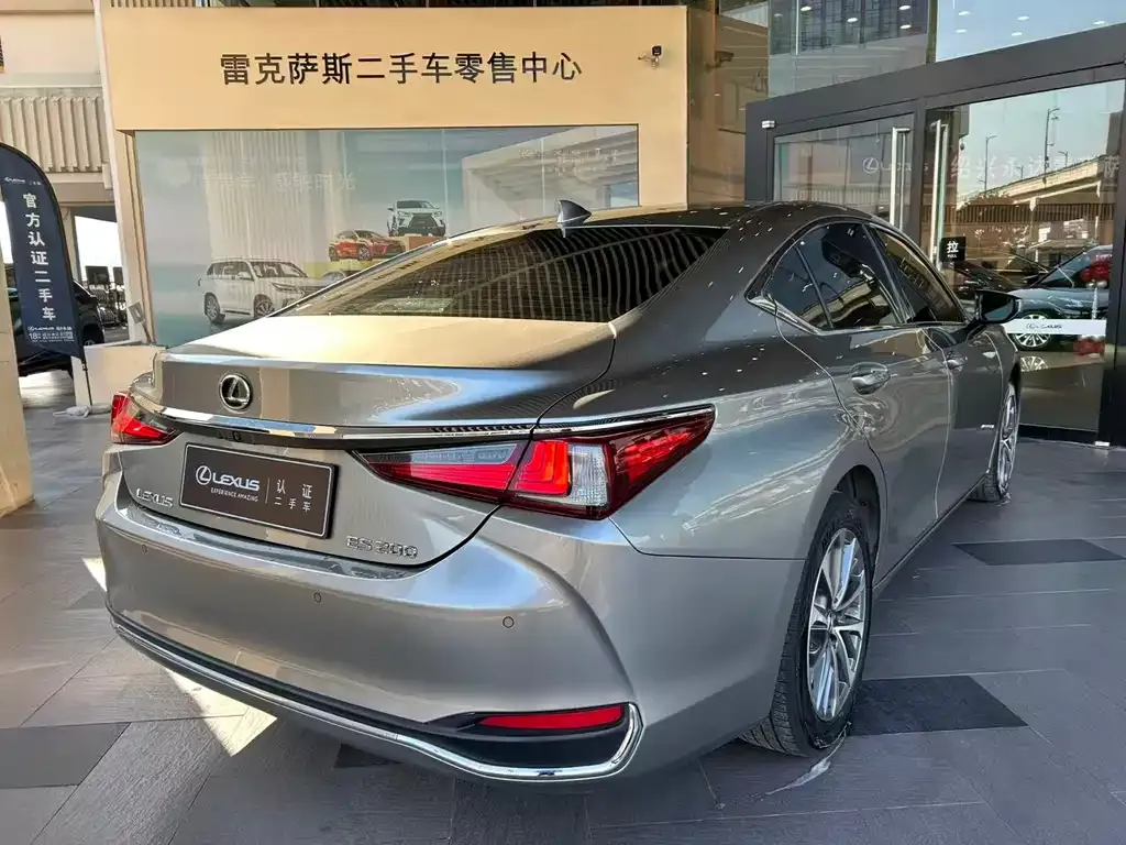 Lexus ES 2024 из CN, фото 5