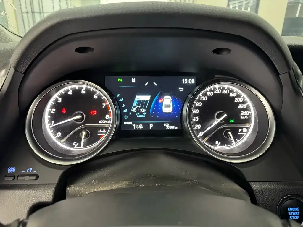 Toyota Camry 2023 из CN, фото 9