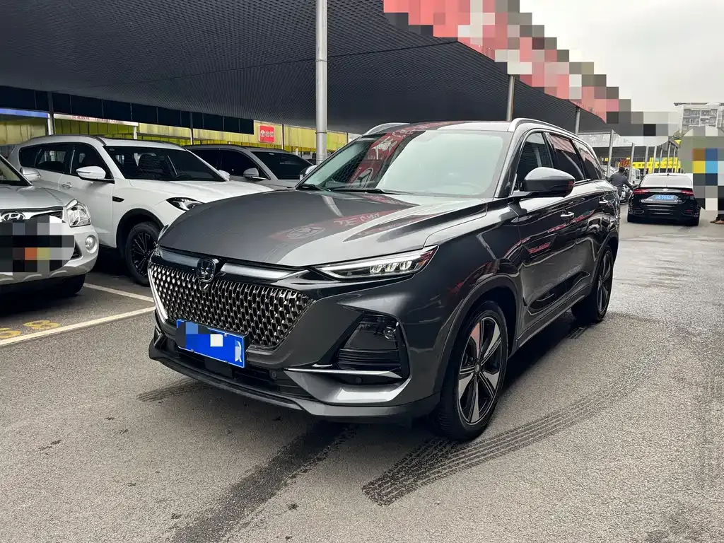 Changan X7 PLUS — фото 1