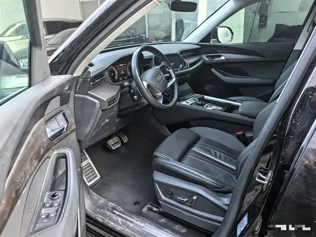 Audi Q6 2023 из CN, фото 5